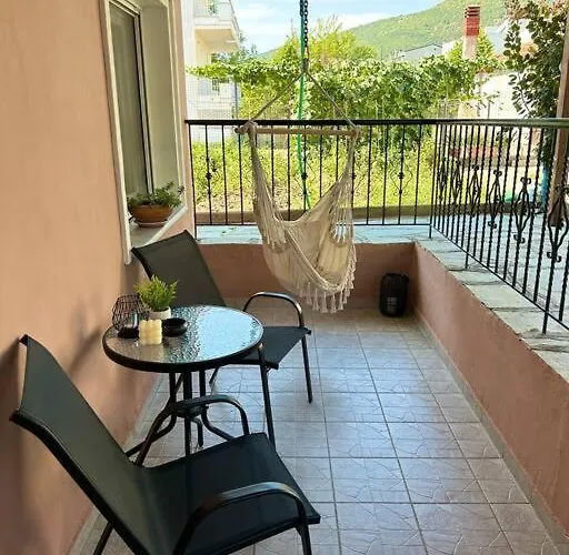 Apartamento με κήπο στην χλόη καστοριάς Kastoria